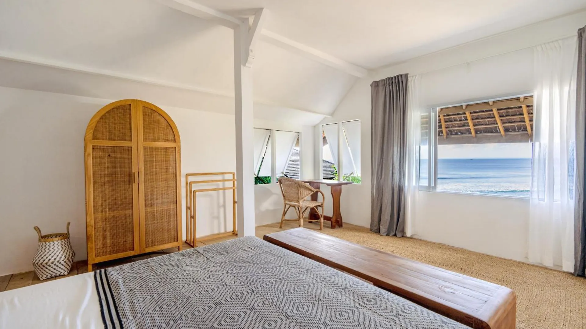 Villa Ayunan 3 Bedroom On Bingin Beach Uluwatu  Holiday home