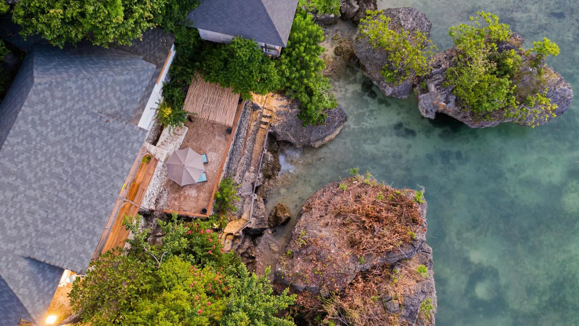 Uluwatu Villa Ayunan 3 Bedroom On Bingin Beach